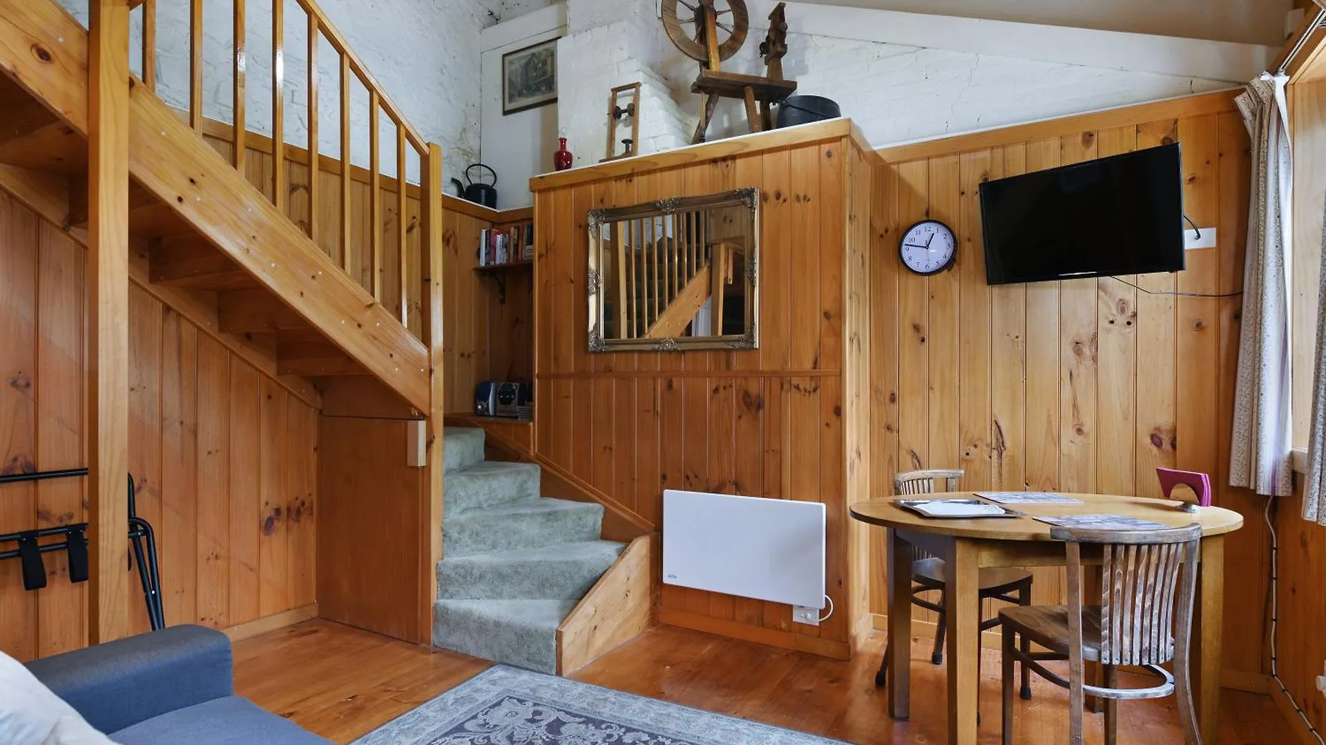 The Lodge On Elizabeth Hobart Bed & Breakfast